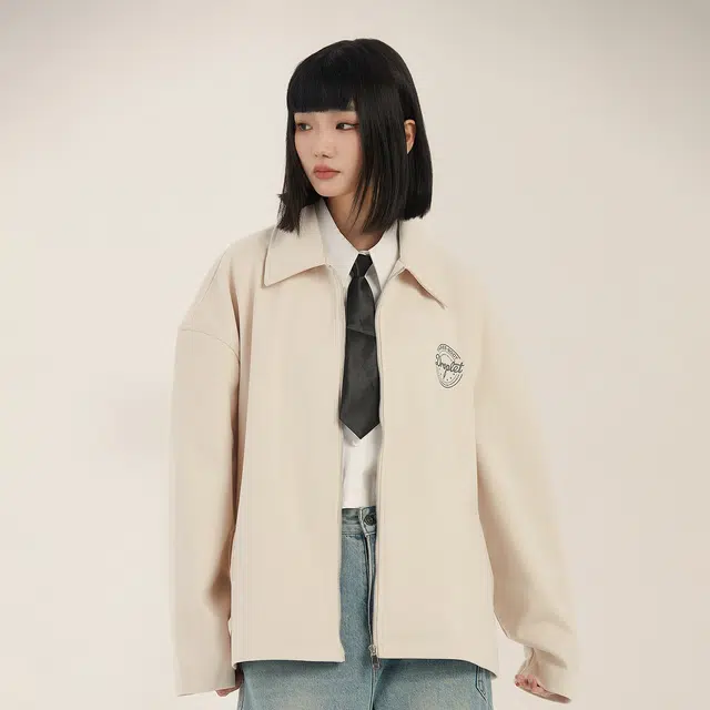 三体 水滴系列 美式复古基础款简约纯色字母徽章印花翻领拉链开衫教练户外工装机能风日常通勤防风长袖夹克外套 男女同款
