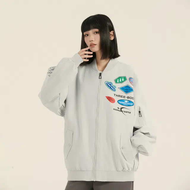 三体 末日之战系列 复古美式简约基础款休闲宽松棒球领开衫百搭飞行员服高街潮牌学生多巴胺赛车风户外工装机能风夹克外套 男女同款