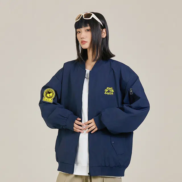 三体 我的三体系列 美式复古简约纯色百搭魔术贴绣章标长袖拉链口袋开衫飞行员潮牌休闲学生基础款百搭夹克外套 男女同款