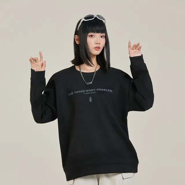 三体 简约基础款麂皮绒字母印花休闲宽松圆领套头纯色学生学院风高街潮牌街头时尚重磅保暖上衣长袖卫衣 男女同款