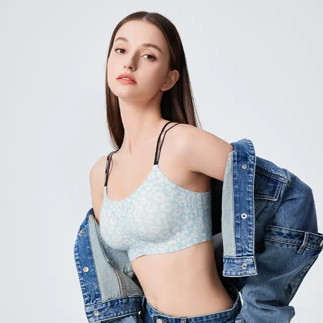 兰卓丽 轻运动一体式美背文胸 女款