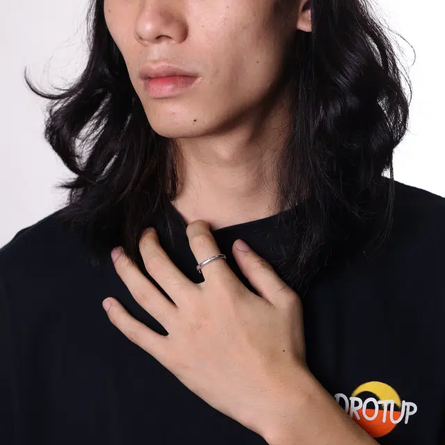 S925