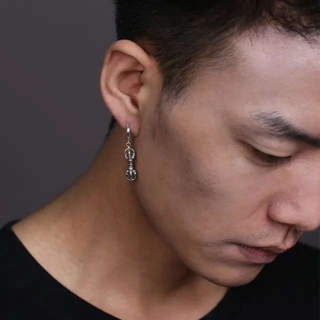S925