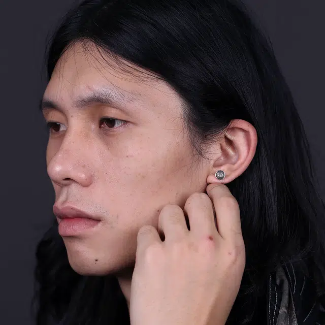 S925
