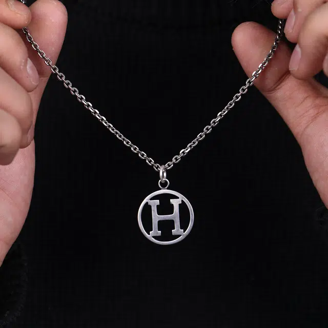 H 925