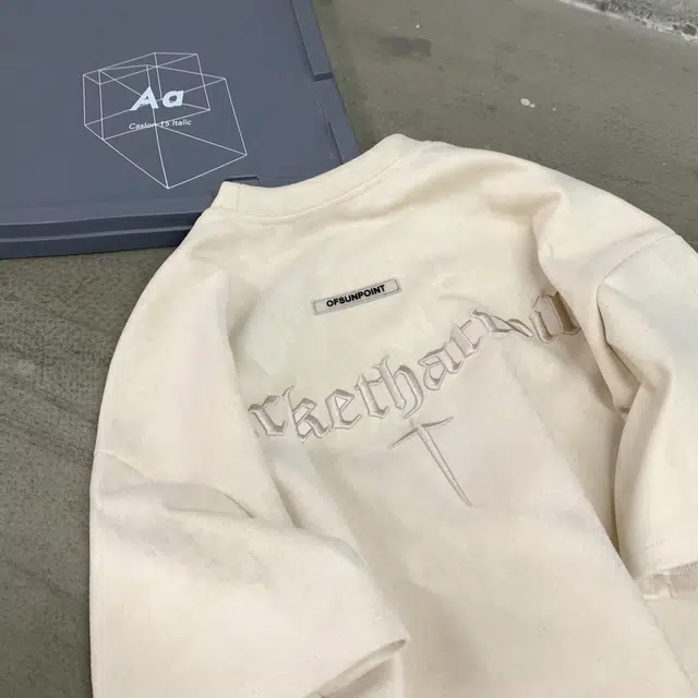PAINT STAIN T
