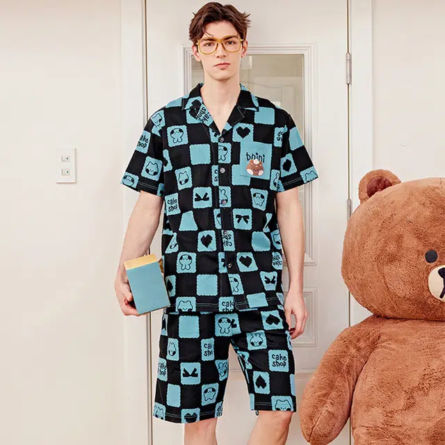 x LINE FRIENDS