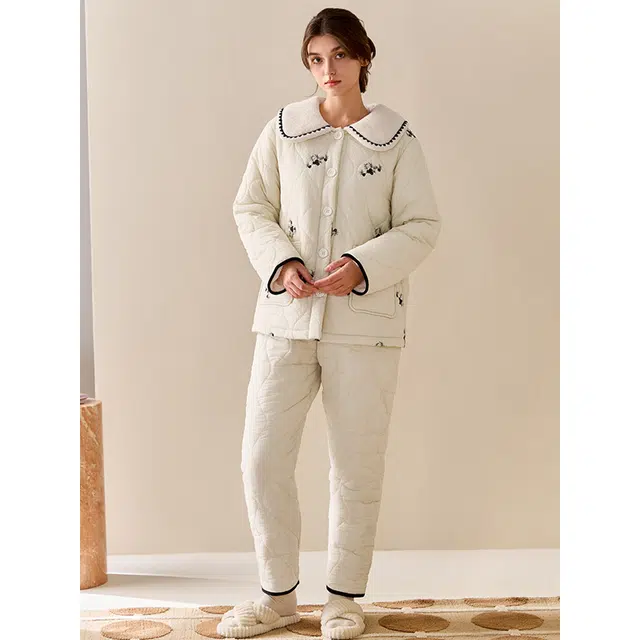 芬腾 保暖加绒抗静电舒适亲肤睡衣套装 女款 米白