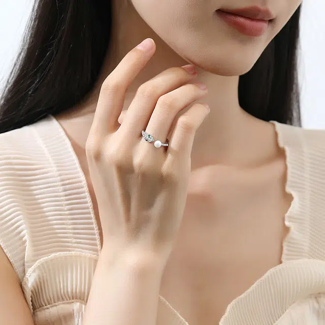 S925