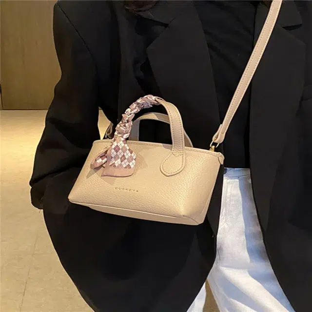 韩版可爱水桶单肩高级感时尚百搭斜挎包
