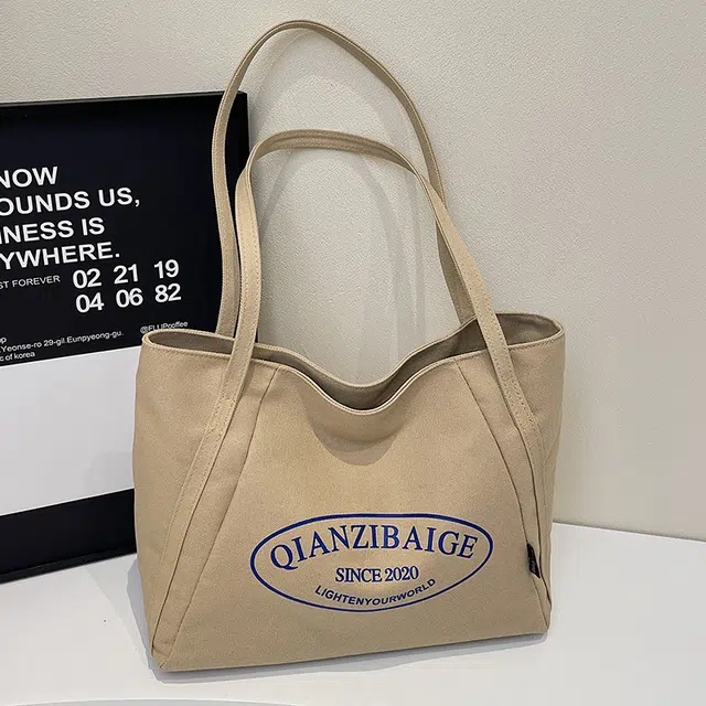 RKM Tote