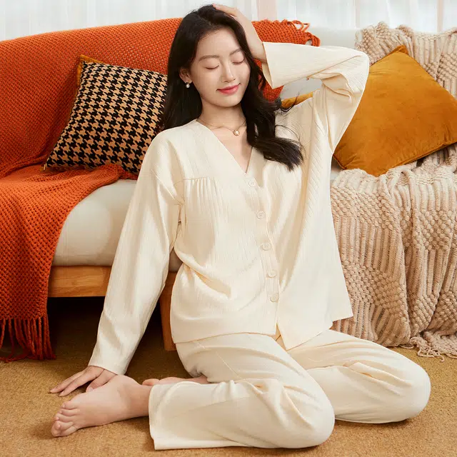 润微 柔软舒适带胸垫春秋可外穿家居服睡衣套装 女款