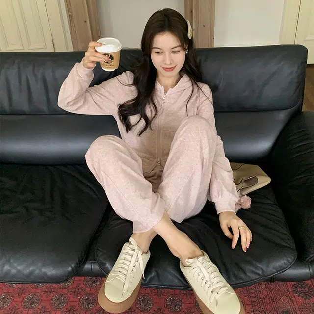 花栗鼠小姐 休闲软妹慵懒风连帽卫衣 女款