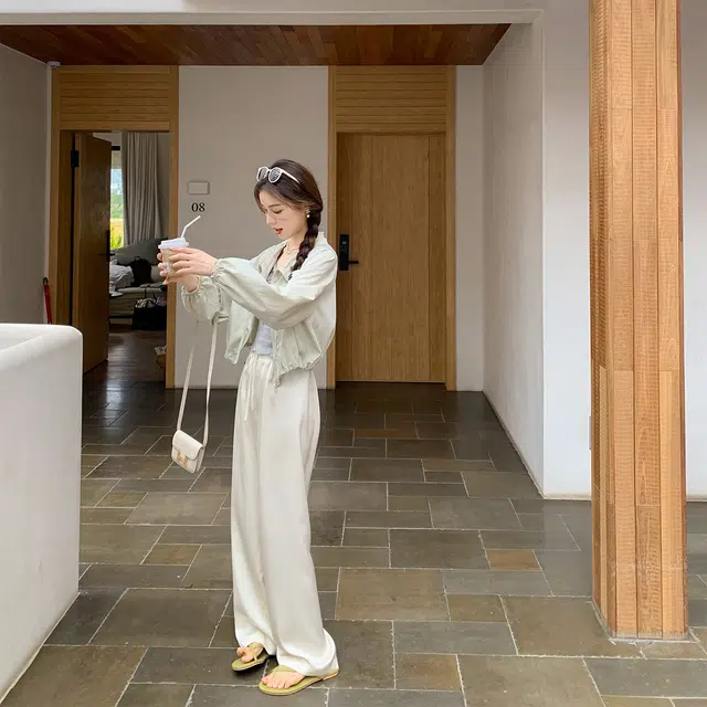 花栗鼠小姐 冰爽凉凉裤 轻薄垂感百搭中腰抽绳收腰直筒宽松遮肉显瘦休闲裤 女款