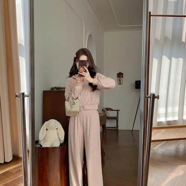 花栗鼠小姐 休闲软妹慵懒风连帽卫衣 女款
