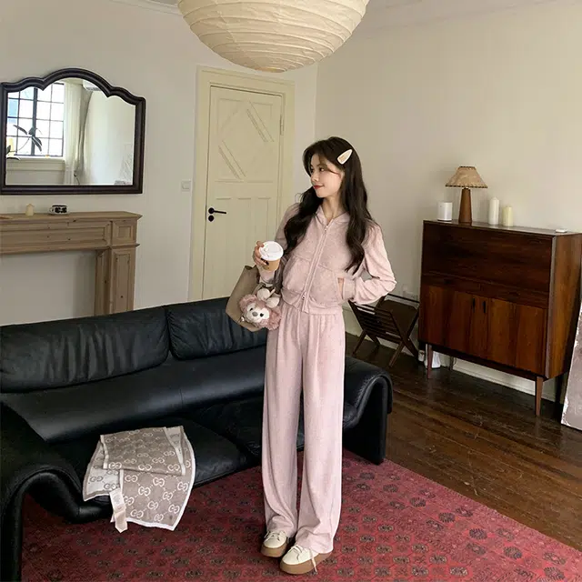 花栗鼠小姐 休闲软妹慵懒风连帽卫衣 女款