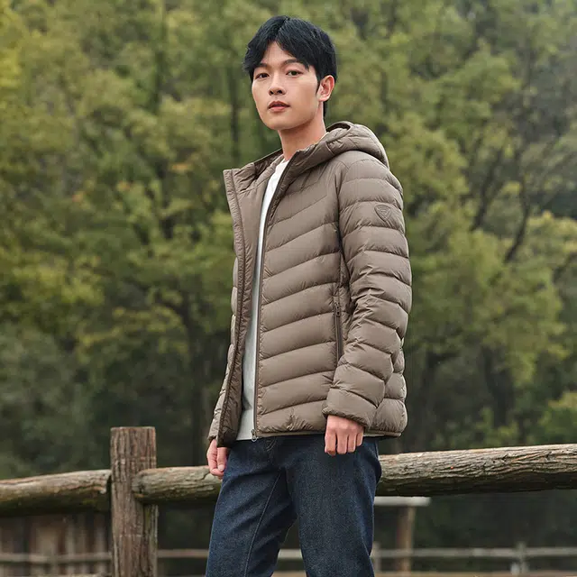 坦博尔 连帽短款轻薄保暖羽绒服 男款