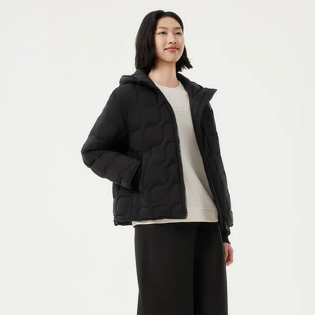 坦博尔 时尚休闲百搭轻便户外舒适保暖连帽羽绒服 女款
