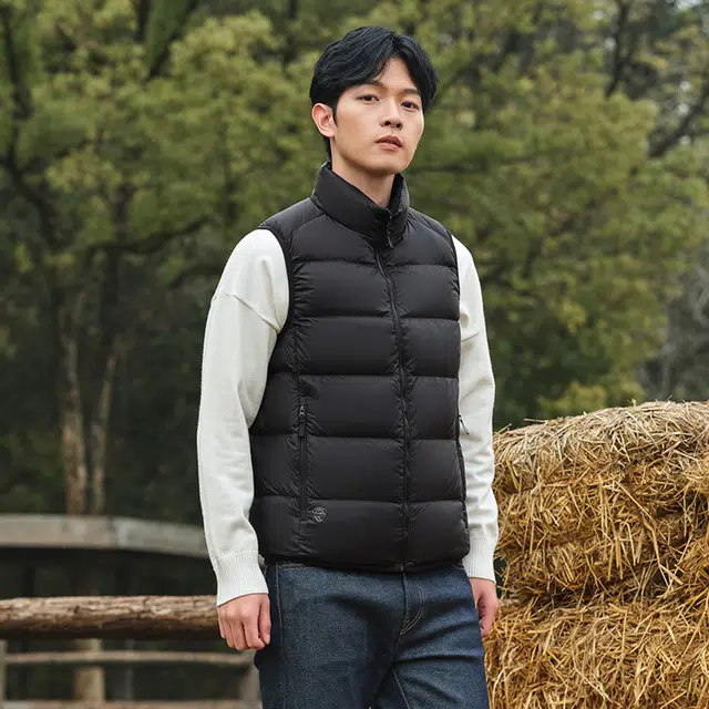 坦博尔 纯色立领拉链百搭薄款无袖羽绒服 男款