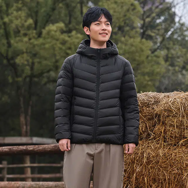 坦博尔 连帽短款轻薄保暖羽绒服 男款