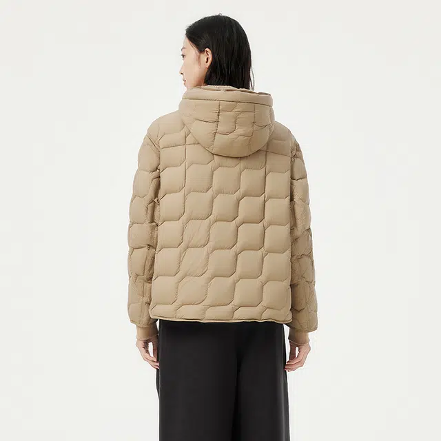 坦博尔 时尚休闲百搭轻便户外舒适保暖连帽羽绒服 女款