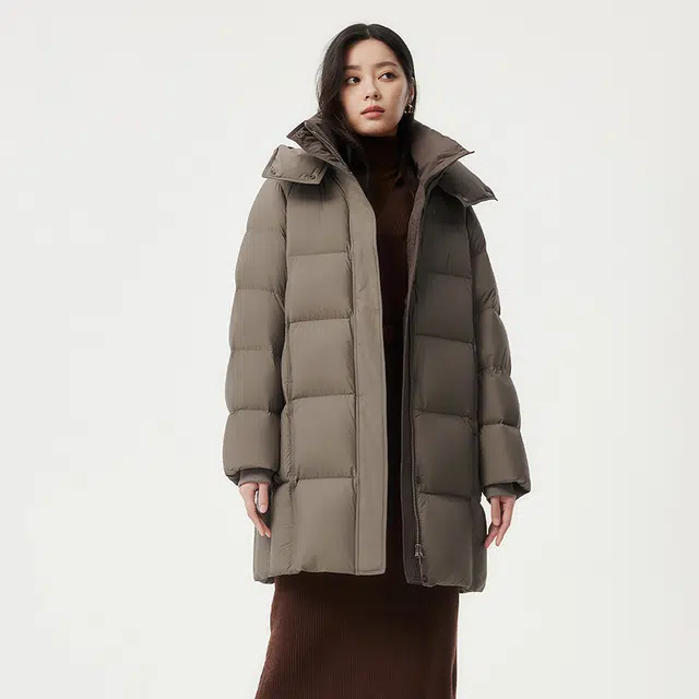 坦博尔 时尚百搭休闲纯色保暖云朵吐司美拉德雅丹风羽绒服 女款