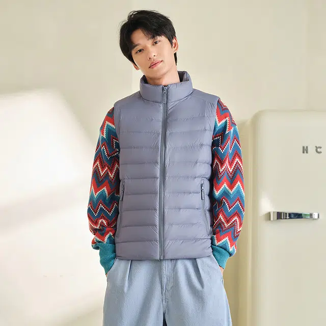 坦博尔 纯色立领拉链薄款无袖羽绒服 男款