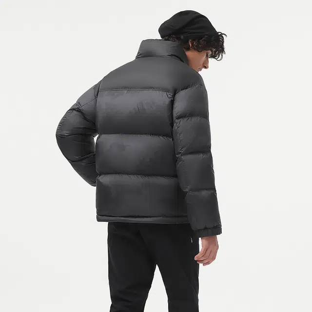 坦博尔 运动印花高充立领面包羽绒服 男女同款