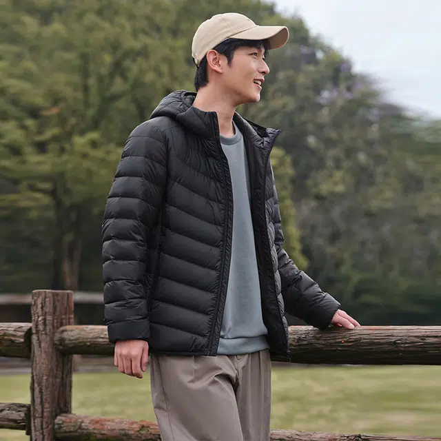 坦博尔 连帽短款轻薄保暖羽绒服 男款