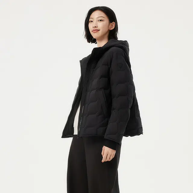 坦博尔 时尚休闲百搭轻便户外舒适保暖连帽羽绒服 女款