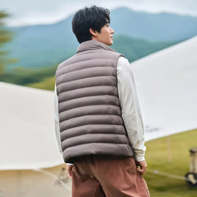 坦博尔 纯色立领拉链薄款无袖羽绒服 男款