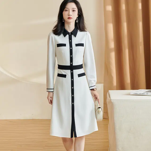 米思阳 撞色尖领单排扣设计高腰中长款长袖连衣裙 白色