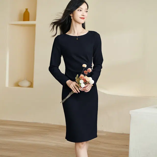 米思阳 优雅纯色修身长袖连衣裙