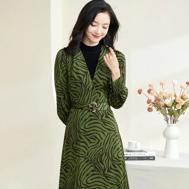 米思阳 纯色长袖内搭气质百搭斑马纹裙子裙装套装 女款 绿色