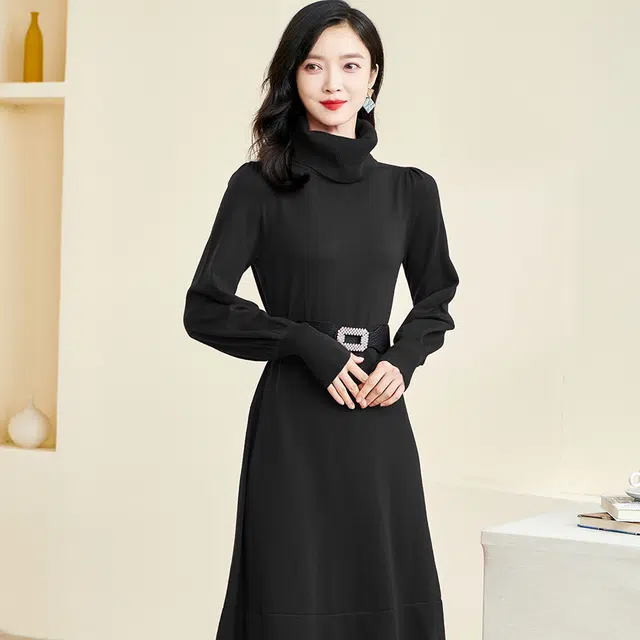 米思阳 纯色知性优雅泡泡袖修身长袖连衣裙