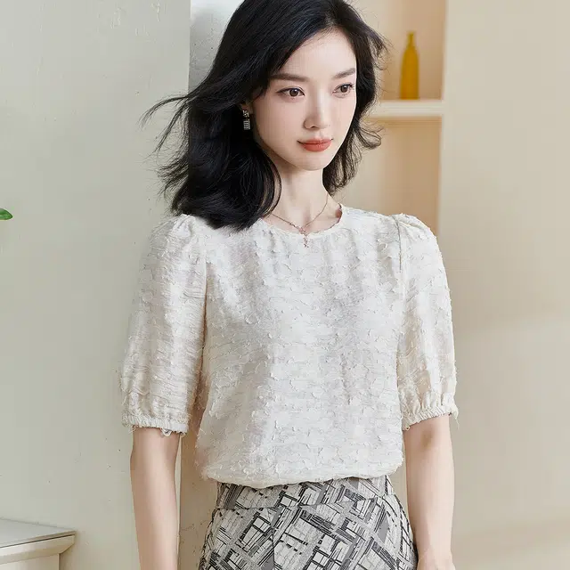 米思阳 法式肌理感圆领短袖衬衫 女款 杏色
