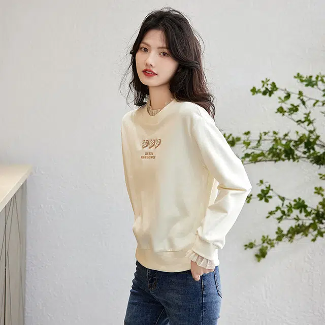 苏醒的乐园 字母爱心刺绣蕾丝花边落肩宽松套头卫衣 女款