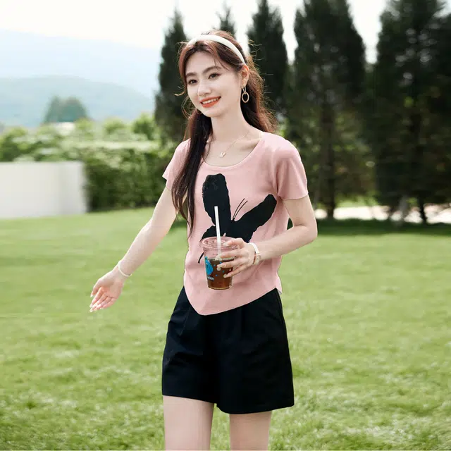苏醒的乐园 圆领修身薄款短袖针织衫 女款
