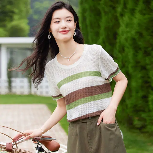 苏醒的乐园 圆领套头条纹短袖针织衫 女款 绿色条纹
