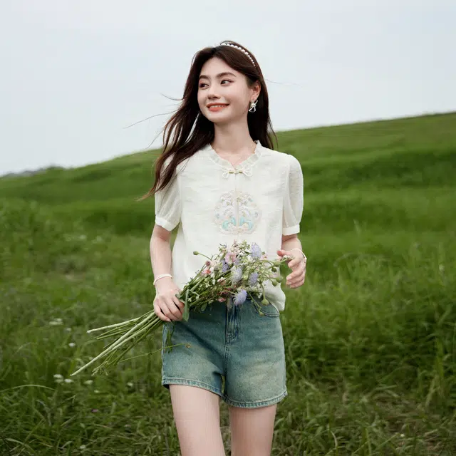 苏醒的乐园 休闲宽松薄款短袖衬衫 女款 米色