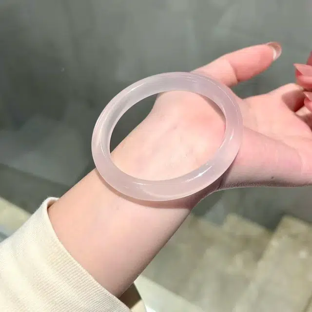 【甄选特级I限定贺卡】 爱恋珠宝 经典白月光 新中式国潮古色 一步一响旗袍汉服 灼灼桃花贵妃镯宫廷风 轻奢国风古典感柒夕 琉璃 手镯 女款