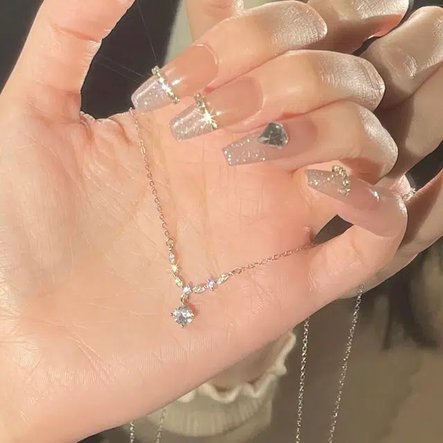 【纯银999|璀璨星光|赠玫瑰贺卡】 爱恋珠宝 璀璨浪漫星月系列简约高级感小众设计轻奢百搭气质温柔 浪漫日常百搭通勤套装 琉璃 项链 女款