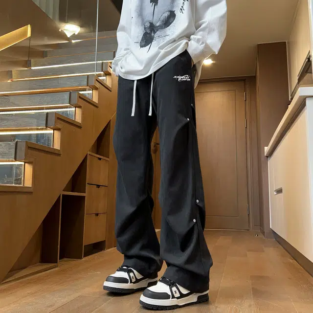 JEANSWEST CLUB
