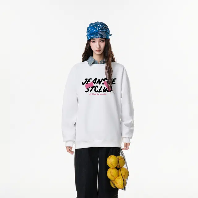 JEANSWEST Club Vintage Graffiti Logo Sweatshirt