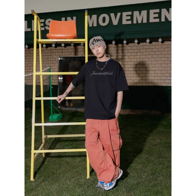 JEANSWEST CLUB x LogoT
