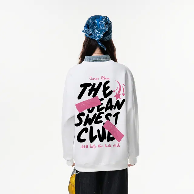 JEANSWEST Club Vintage Graffiti Logo Sweatshirt