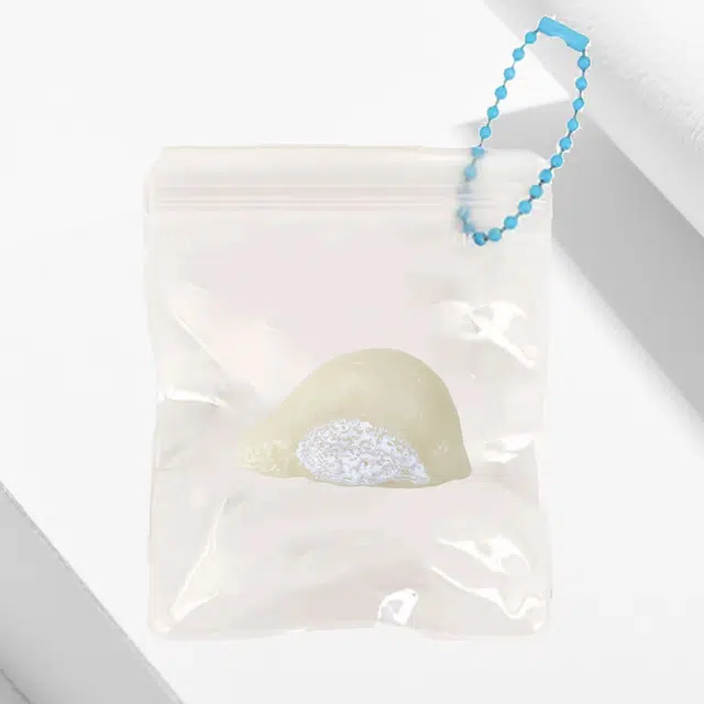 卡莱茵 可爱一房榴莲减压发泄捏捏乐水果手捏软嫩解压 硅胶 挂件 男女同款情侣款