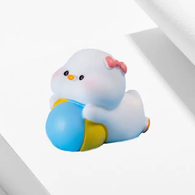 卡莱茵 卡莱茵 苔藓微景观创意夏日沙滩可爱小鸭子公仔梦里装饰品配件桌面车载 树脂 挂件 男女同款情侣款