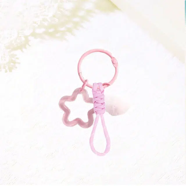 卡莱茵 【镂空五角星】 甜美俏皮可爱毛球包包轻奢文艺小众时尚#好运 尼龙 挂件 男女同款情侣款