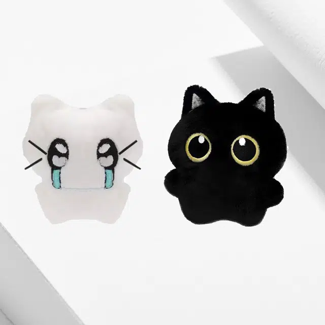 卡莱茵 小黑猫哭泣猫 呆萌可爱 陪伴呵护柔软治愈 迷你 快乐软萌 玩偶 毛绒 挂件 男女同款情侣款